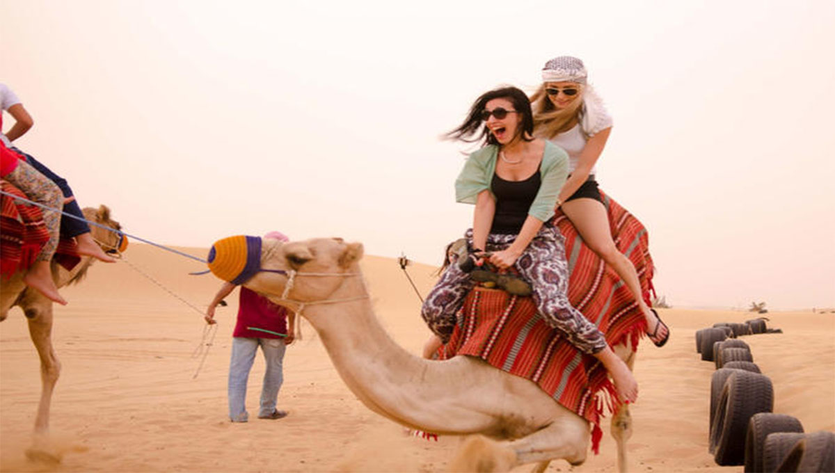 best-desert-safaris-camel-riding-image